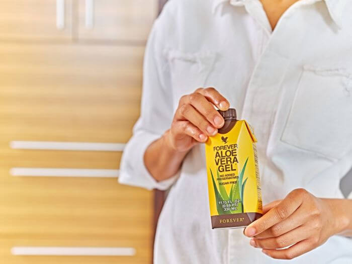 نوشیدنی ژل خالص الوپه ورا فوراور در بسته های ۳۳۰ میل